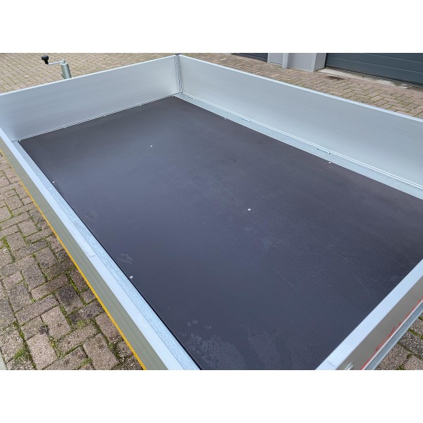 Eduard P3 Geremde plateauwagen